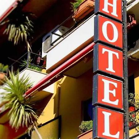 Lugano Hotel Tiranë Luaran gambar