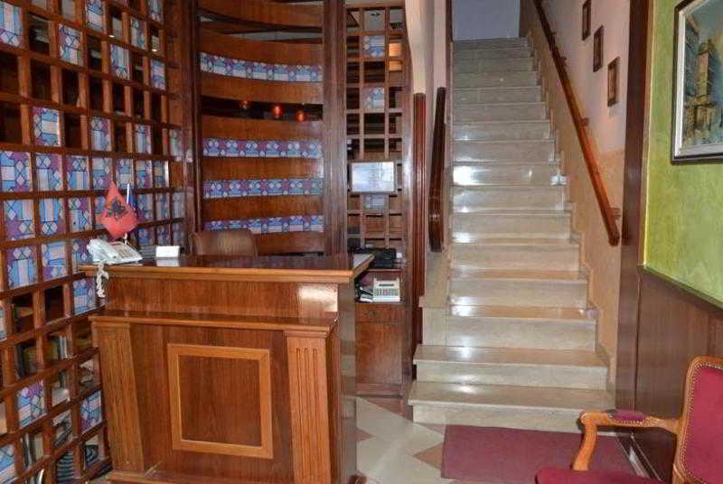 Lugano Hotel Tiranë Luaran gambar